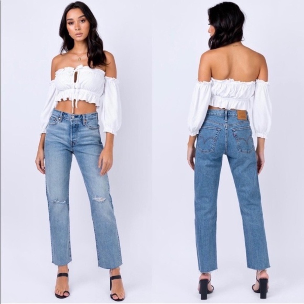 Like New: Levi’s Wedgie Straight in Two Minds Size 28